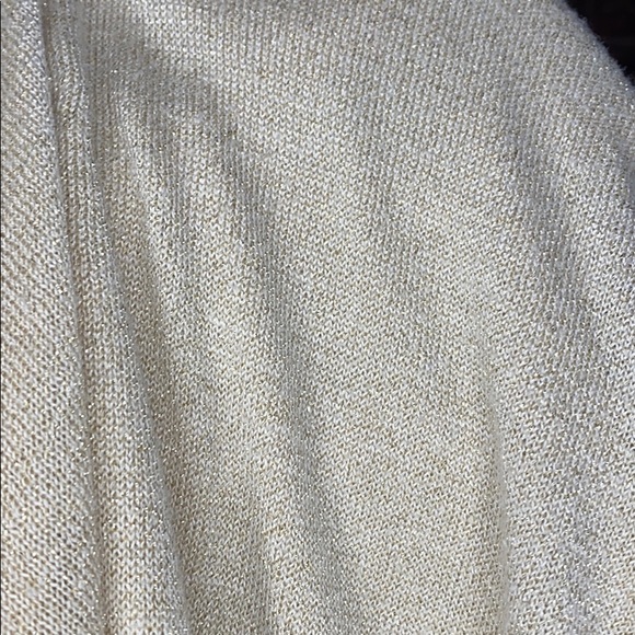 T.U.- Gold Sweater - Picture 2 of 2